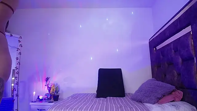 AnabelleGron online show from 04-16-26, 04:13