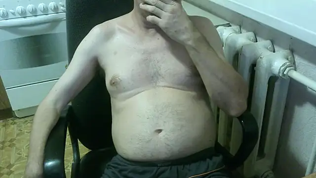 Snapshot of AlDON59 chatting on 09-10-25, 04:39 AlDON59 online show from 09-10-25, 04:39