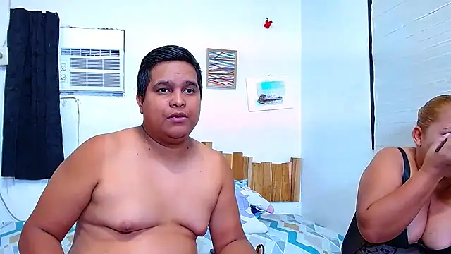 lucasandSofi online show from 11-30-25, 09:04