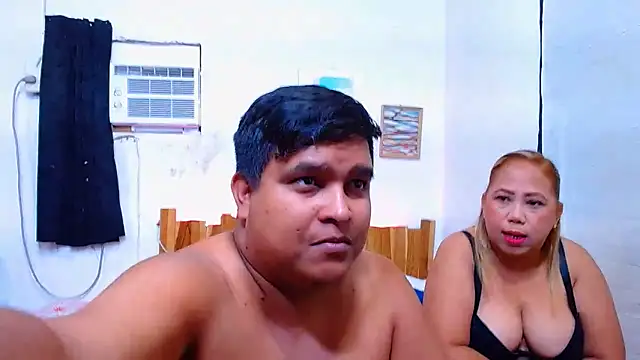 lucasandSofi online show from 05-24-26, 06:30