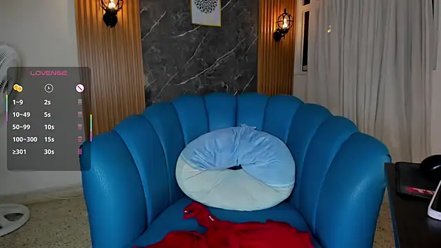 Julie Markk online show from 02-12-26, 09:25