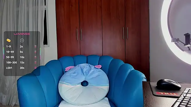 Julie Markk online show from 09-13-25, 08:20