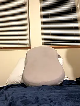 Redfurr69 online show from 09-27-25, 08:31