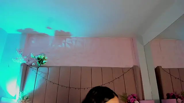 MollyBigBoobs12 online show from 12-05-25, 08:39