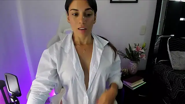 Sara lopez 28 online show from 03-29-26, 03:13