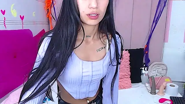 sara caplerx online show from 10-30-25, 04:48