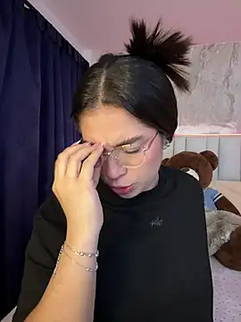 Snapshot of IsabellaAnngel chatting on 07-16-26, 02:08 IsabellaAnngel online show from 07-16-26, 02:08