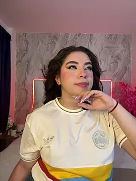 Snapshot of IsabellaAnngel chatting on 06-27-26, 11:33 IsabellaAnngel online show from 06-27-26, 11:33