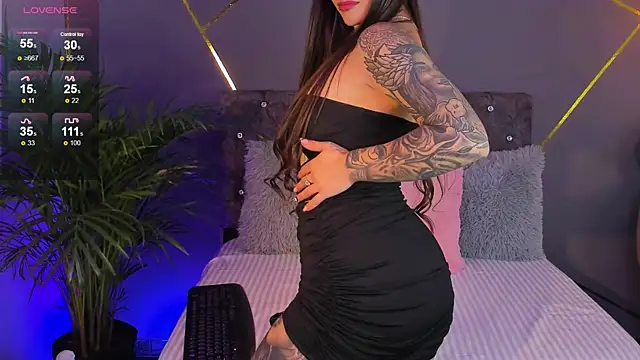 Mia Palacioss online show from 11-07-25, 04:50