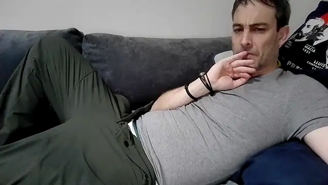 basquehotboy online show from 02-07-25, 05:18