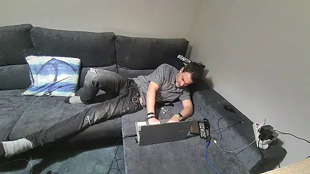 basquehotboy online show from 03-22-25, 11:09