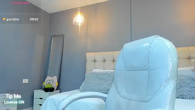 Damian23   online show from 09-18-25, 11:13