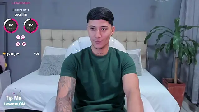 Damian23   online show from 09-12-25, 10:26