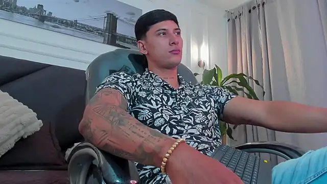 Damian23   online show from 11-11-25, 12:00