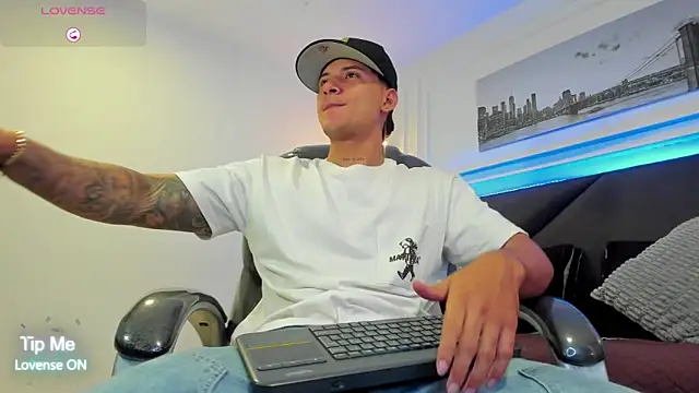 Damian23   online show from 02-14-26, 11:32