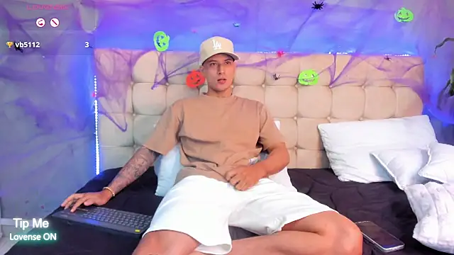 Damian23   online show from 10-07-25, 11:00