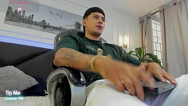 Damian23   online show from 02-17-26, 12:24