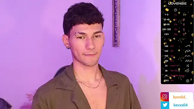 Alexx tc online show from 10-31-25, 06:21