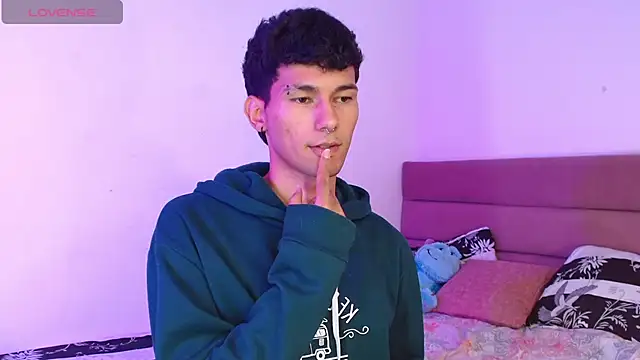 Alexx tc online show from 11-15-25, 04:16