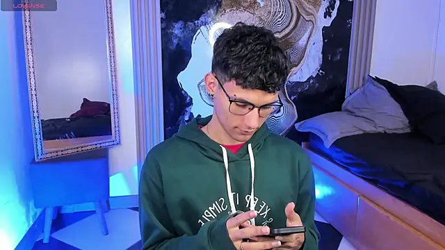 Alexx tc online show from 04-01-26, 04:36