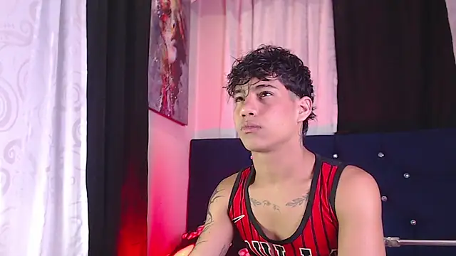 Sexys Boys Hot1 online show from 02-15-26, 01:50