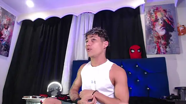 Sexys Boys Hot1 online show from 05-24-26, 01:27