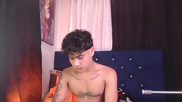 Sexys Boys Hot1 online show from 02-11-26, 01:38