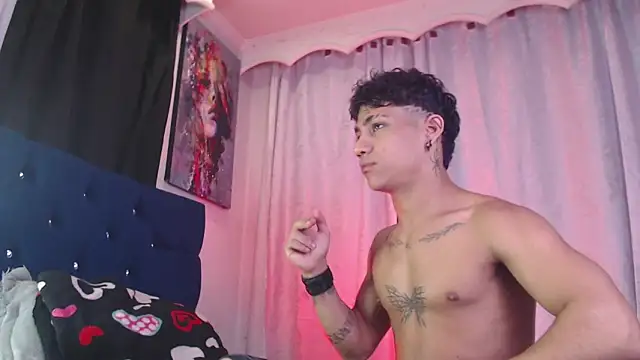 Sexys Boys Hot1 online show from 04-18-26, 01:08
