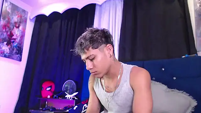 Sexys Boys Hot1 online show from 06-08-26, 01:28
