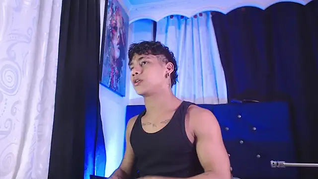 Sexys Boys Hot1 online show from 02-26-26, 01:16