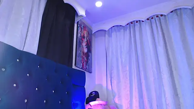 Sexys Boys Hot1 online show from 05-17-26, 01:05