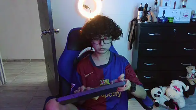 thomascooper7 online show from 10-08-25, 08:20