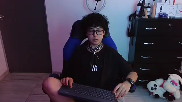 thomascooper7 online show from 02-20-26, 07:16