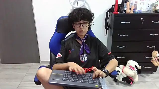 thomascooper7 online show from 03-09-26, 12:47