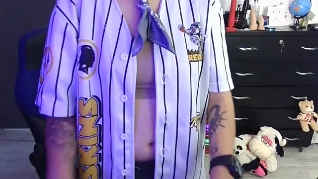 thomascooper7 online show from 04-18-26, 07:07