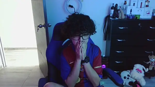 thomascooper7 online show from 10-01-25, 07:29