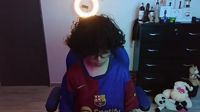 thomascooper7 online show from 10-20-25, 01:51