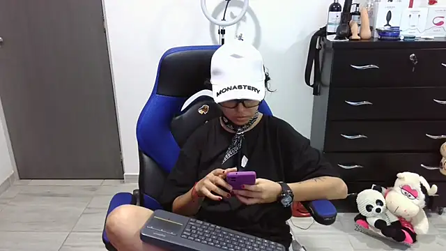 thomascooper7 online show from 02-04-26, 02:50