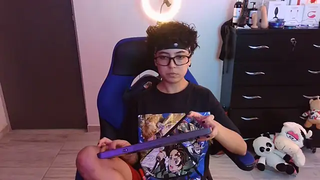 thomascooper7 online show from 11-14-25, 07:39