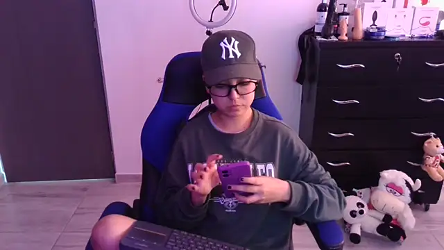 thomascooper7 online show from 11-16-25, 07:07