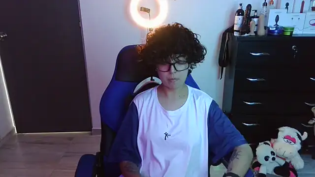 thomascooper7 online show from 10-13-25, 07:26