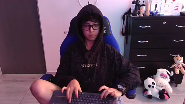 thomascooper7 online show from 01-18-26, 07:17