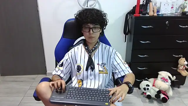 thomascooper7 online show from 03-26-26, 07:45