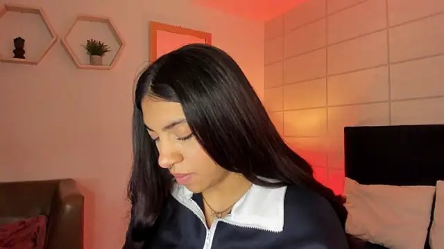 Christine Laam online show from 11-03-25, 12:09