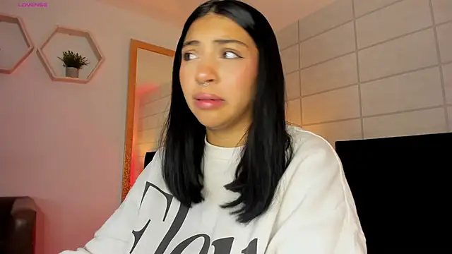 Christine Laam online show from 11-19-25, 12:05