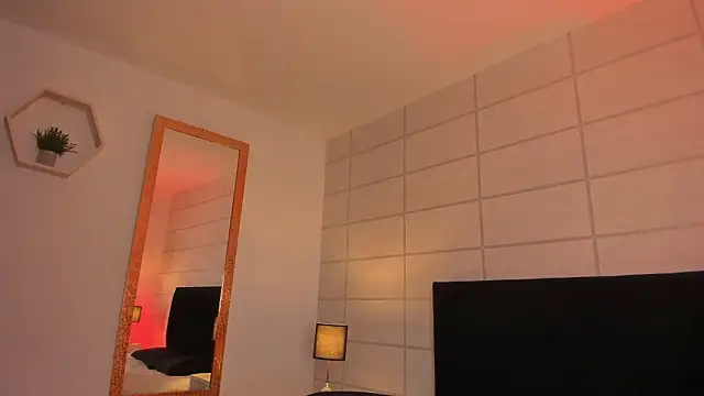 Snapshot of Christine_Laam chatting on 02-02-26, 12:15 Christine Laam online show from 02-02-26, 12:15