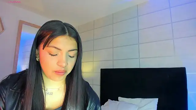 Snapshot of Christine_Laam chatting on 02-13-26, 12:16 Christine Laam online show from 02-13-26, 12:16