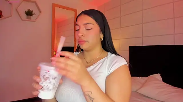 Christine Laam online show from 01-16-26, 12:20