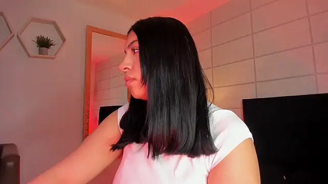 Christine Laam online show from 11-24-25, 11:54