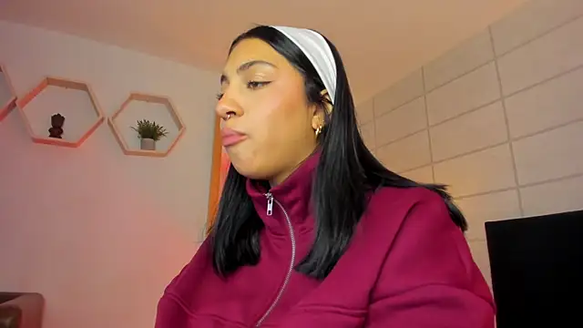 Christine Laam online show from 11-20-25, 12:06